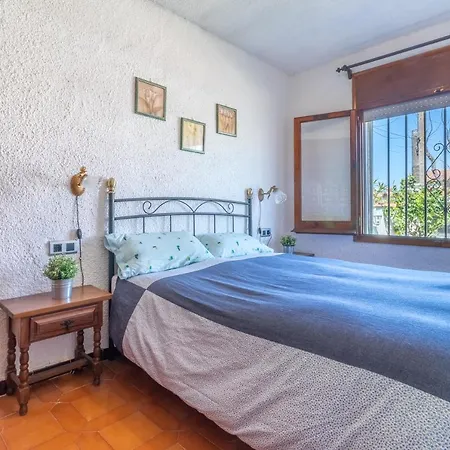 Goldhome - Requesens - Piscina Privada, Cerca Playa