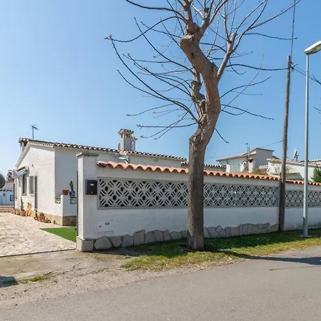 Goldhome - Requesens - Piscina Privada, Cerca Playa